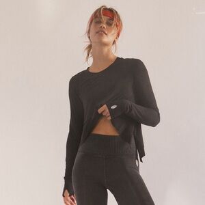 Free People Movement Black Tempo Long sleeve SIZE M